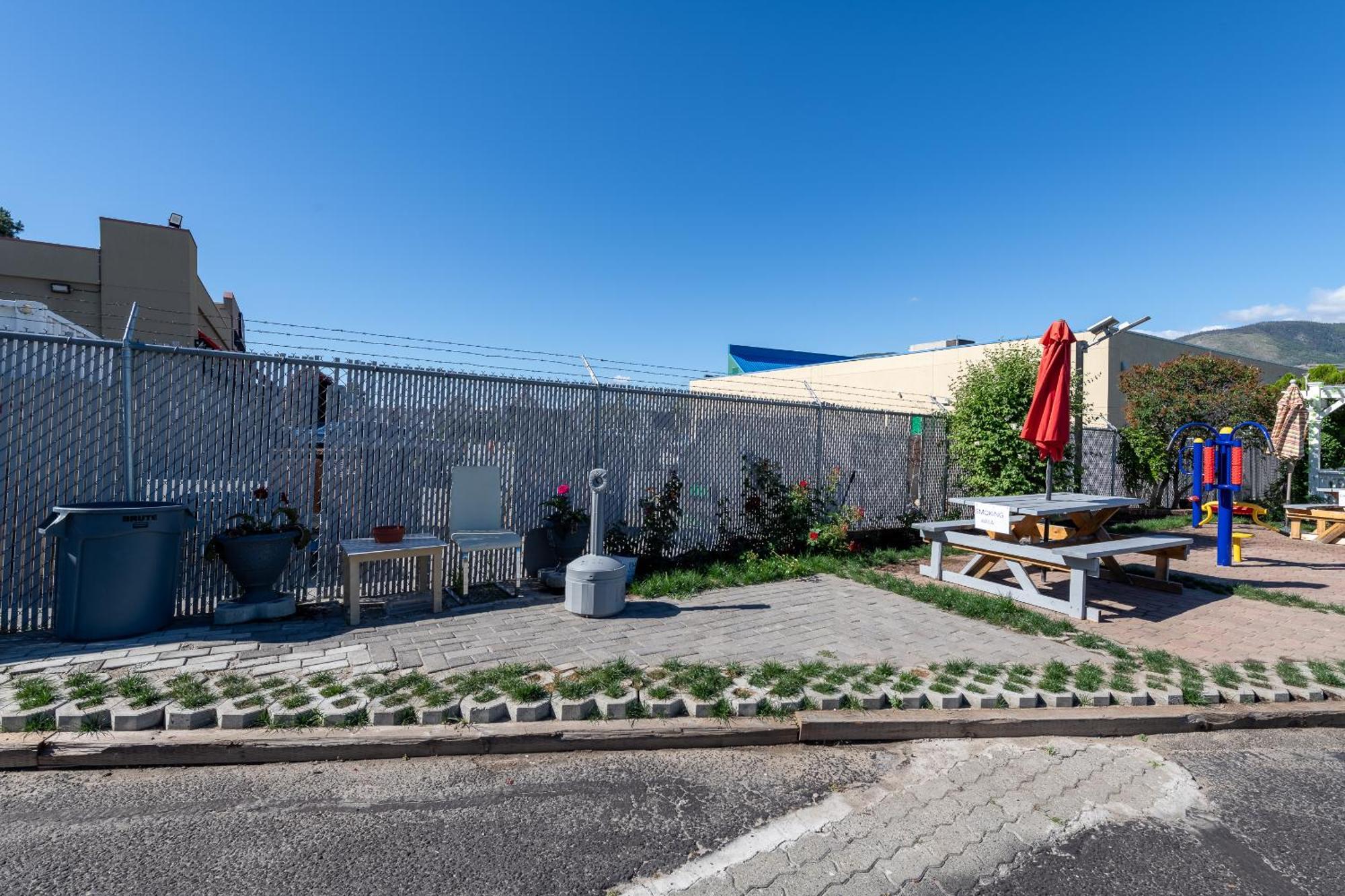 5000 Motel Пентиктон Экстерьер фото